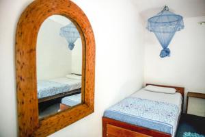 hostel first mirissa