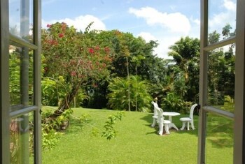 the bungalow at pantiya estate