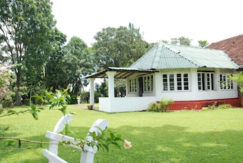 the bungalow at pantiya estate