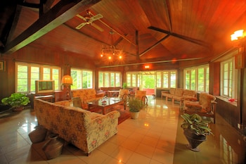 the bungalow at pantiya estate