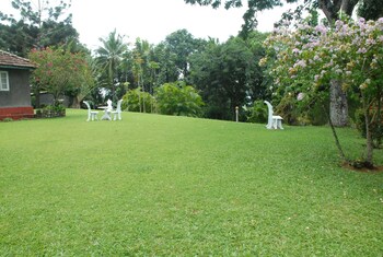 the bungalow at pantiya estate