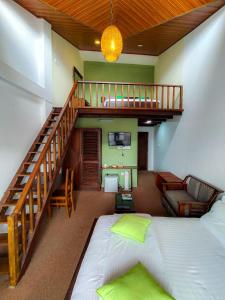 manudi glenfallsedge rest