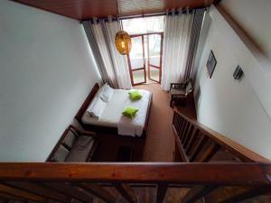 manudi glenfallsedge rest