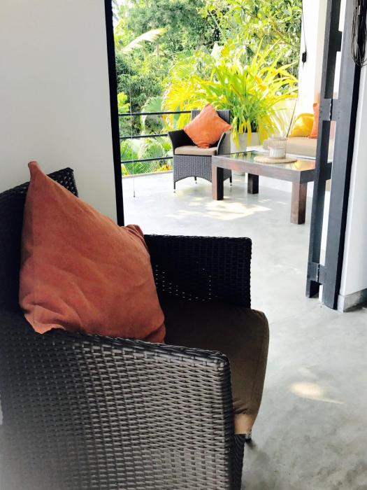 laras place unawatuna