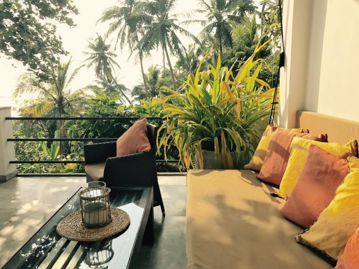 laras place unawatuna