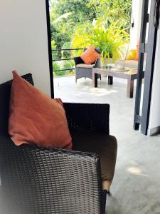 laras place unawatuna