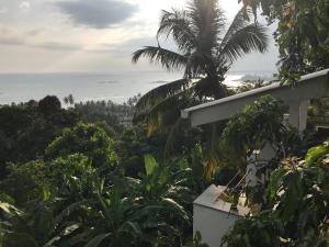 laras place unawatuna