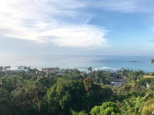 laras place unawatuna