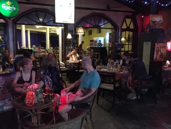 sanas beach guesthouse and restaurant