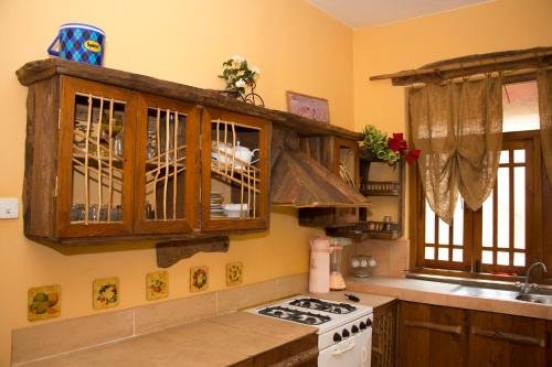 sanas beach guesthouse and restaurant