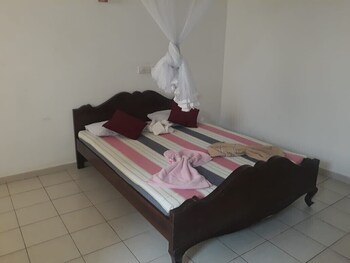 oasis inn
