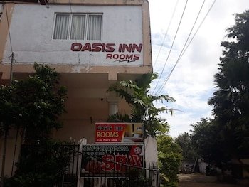 oasis inn