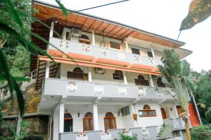 rock house