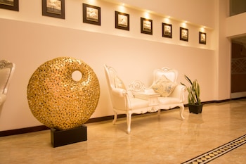 the golden crown hotel