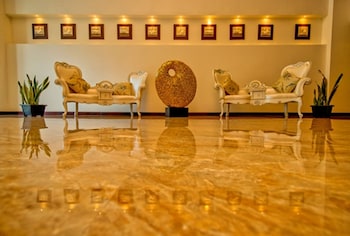 the golden crown hotel