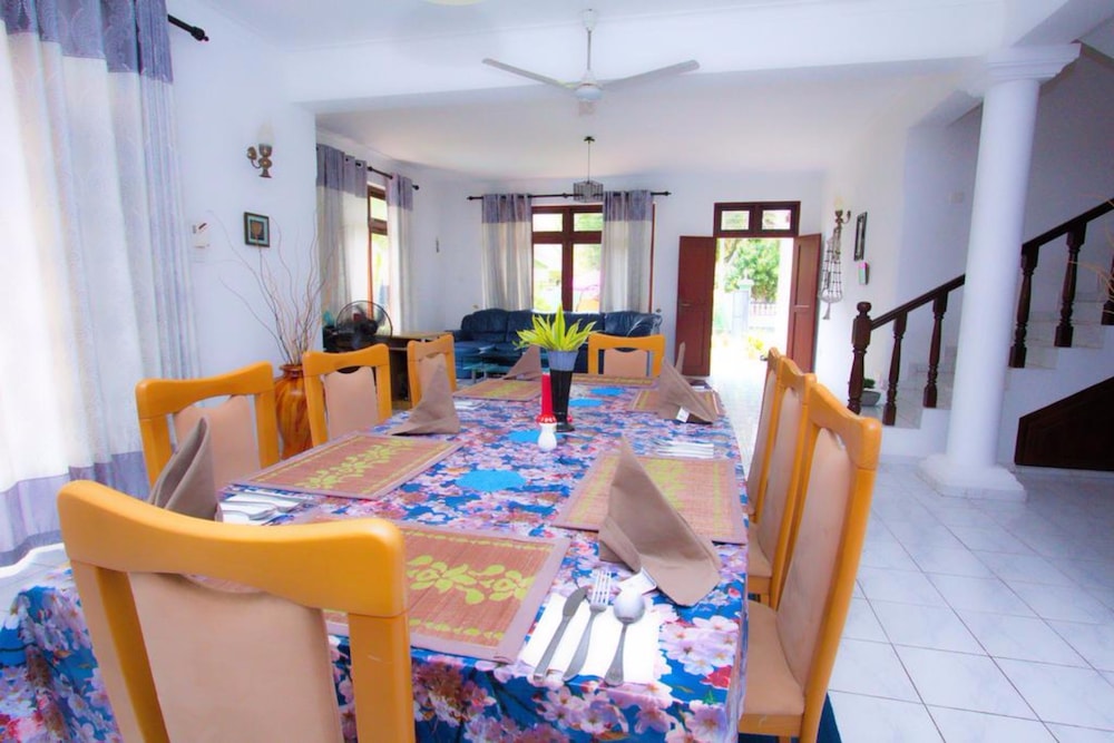 the blue beach guesthouse