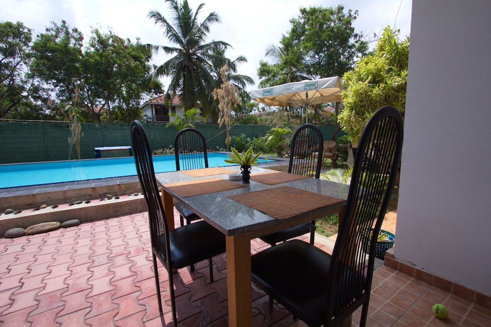 the blue beach guesthouse