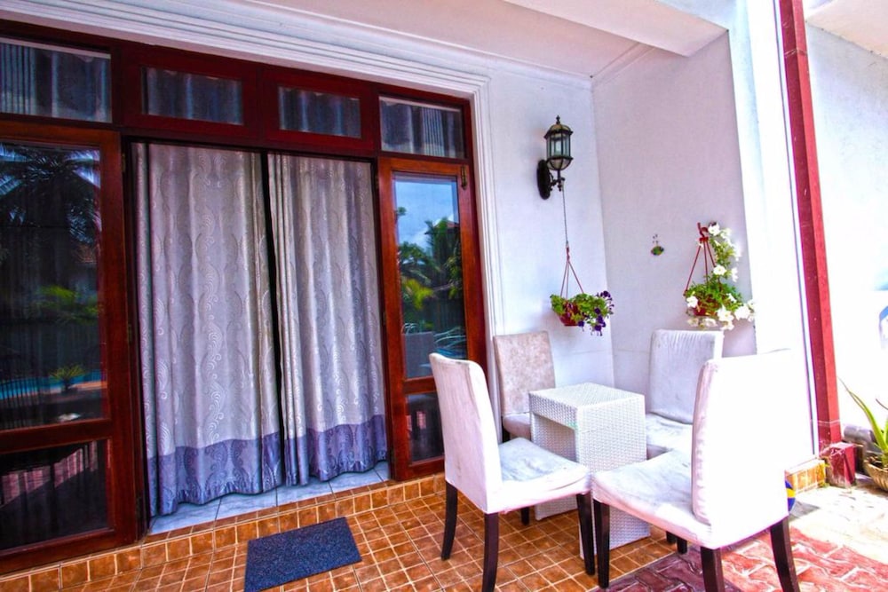 the blue beach guesthouse