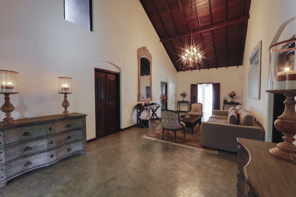 satiana collection tangalle