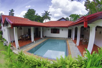 satiana collection tangalle