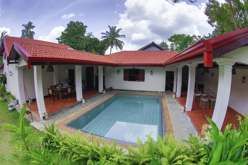 satiana collection tangalle