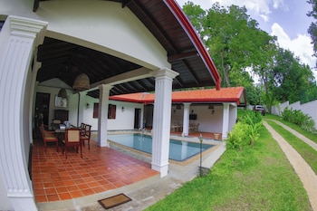 satiana collection tangalle