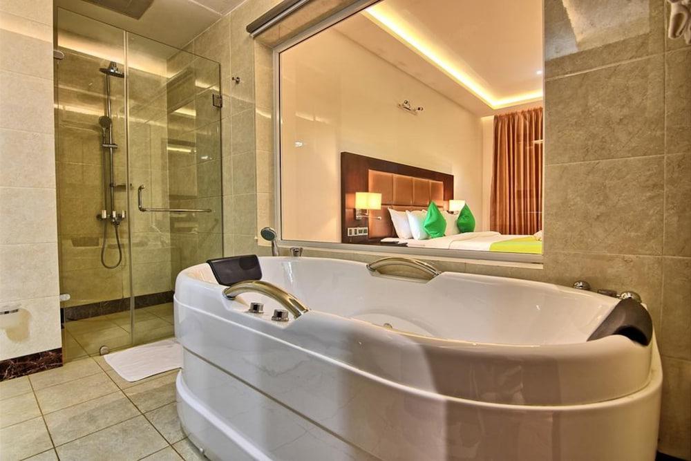 cassandra culture resort