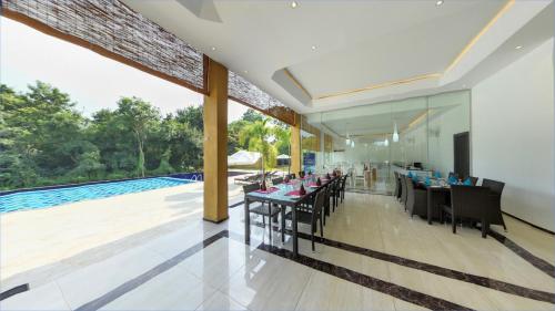 cassandra culture resort