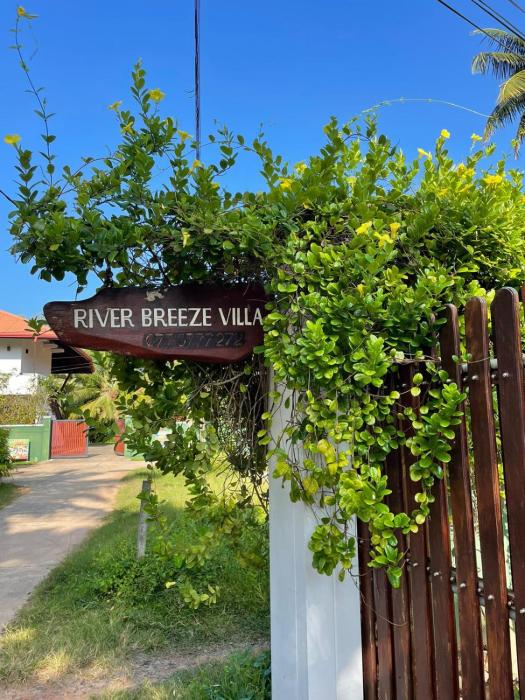 river breeze villa