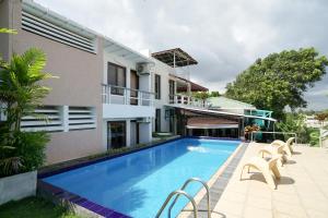 mount marina villas