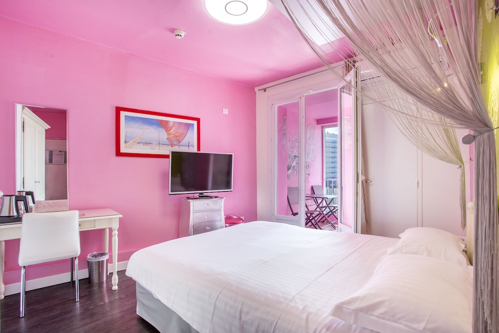 arc en ciel hotel