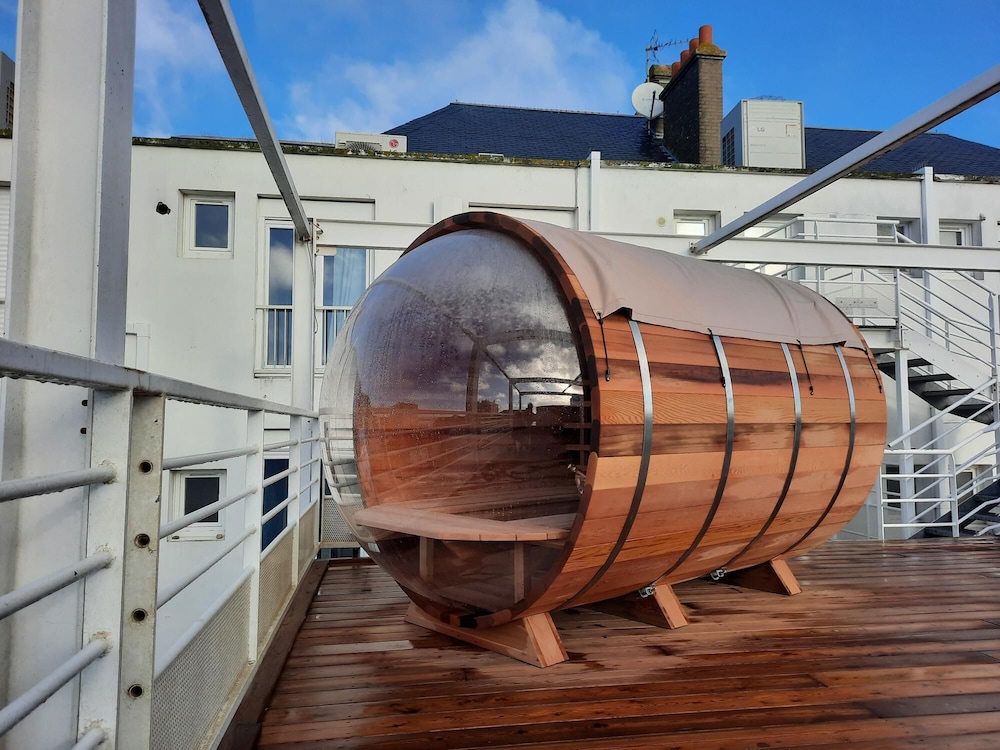 arc en ciel hotel