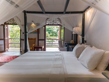 villa aurora galle fort