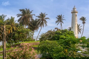 villa aurora galle fort