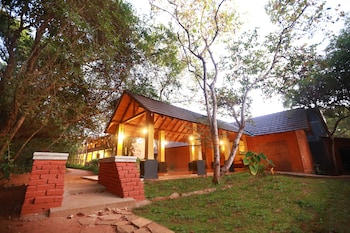 pinthaliya resort and spa