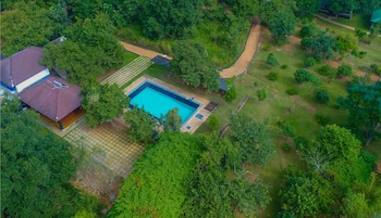 pinthaliya resort and spa