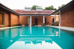 pinthaliya resort and spa