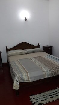 srilusa home stay hikkaduwa