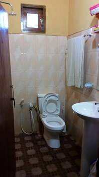 srilusa home stay hikkaduwa