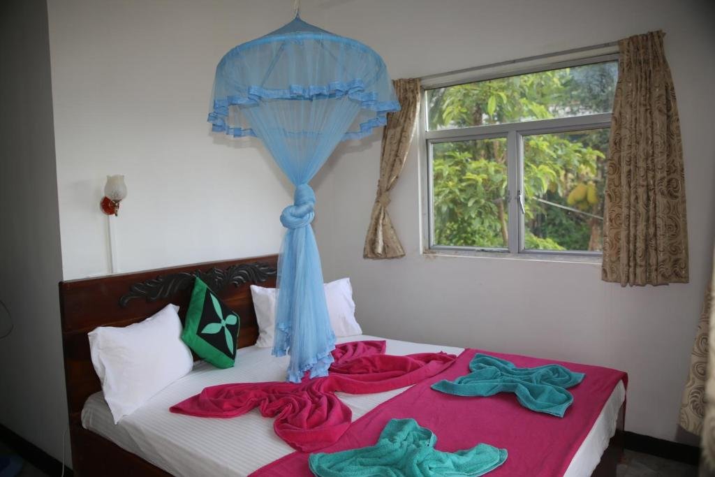 senevi 9 arch homestay