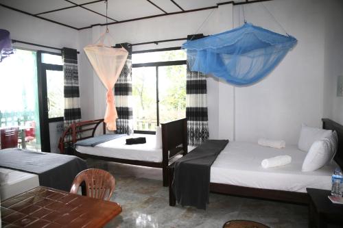 senevi 9 arch homestay