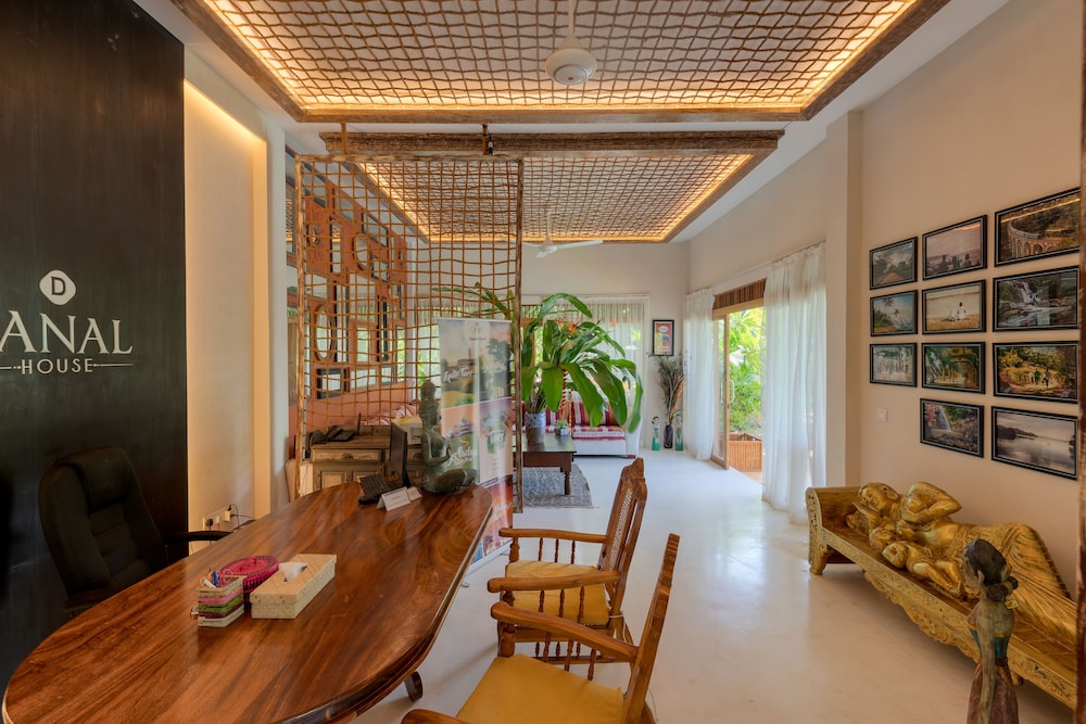 dcanal house