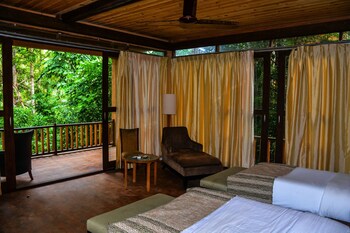 jungle village by thawthisa