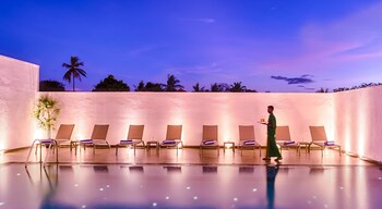 north gate by jetwing