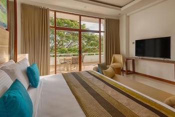 north gate by jetwing