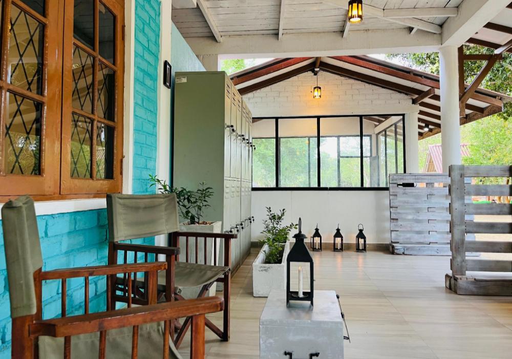 funky leopard safari lodge bordering yala national park hostel
