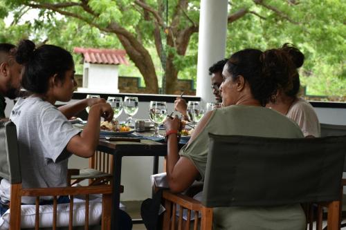 funky leopard safari lodge bordering yala national park hostel