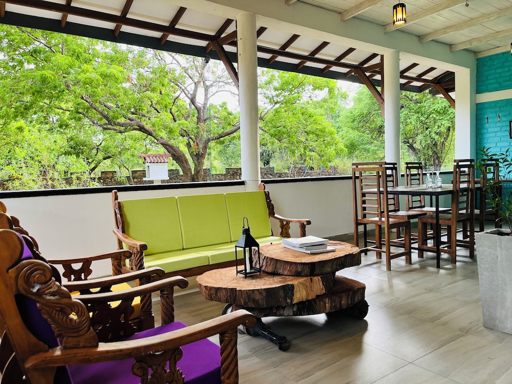 funky leopard safari lodge bordering yala national park hostel