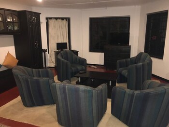 Royal Eco Resort,In Diyathalawa,2.5 star