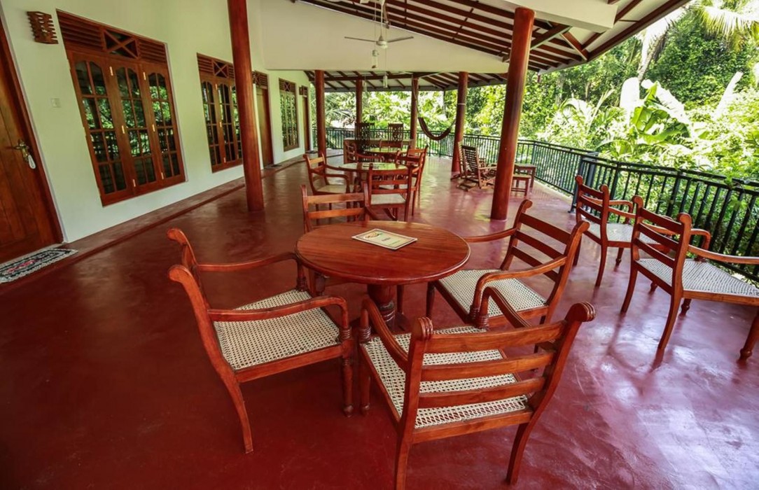 la safari inn tissamaharama